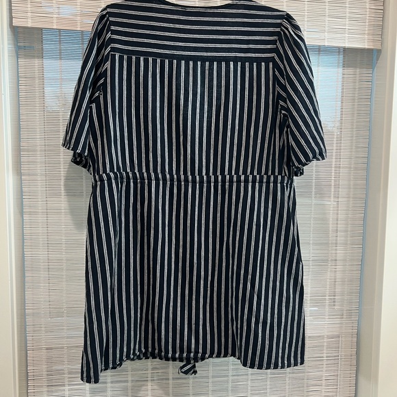 Storia Black and White Striped Dress - Picture 2 of 4